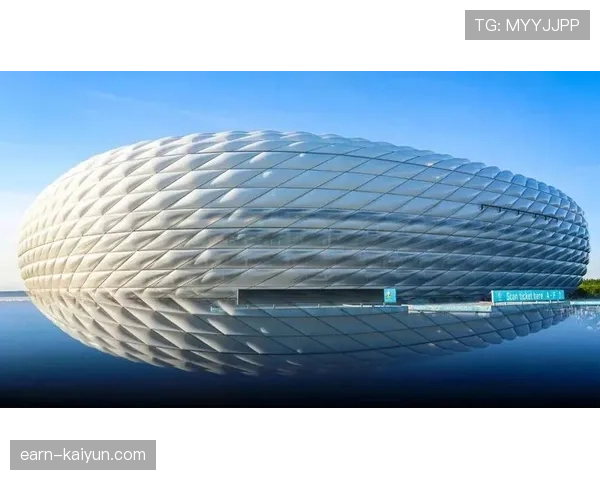 天气与场地:慕尼黑安联球场顶棚将关闭,以应对赛时可能出现的降雪天气 天气与场地:慕尼黑安联球场顶棚将关闭,以应对赛时可能出现的降雪天气